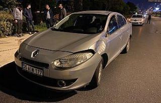 İzmir’de aracın çarptığı yaya metrelerce sürüklendi
