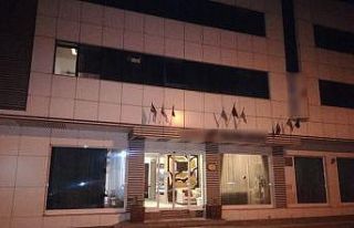 İzmir’de bir kişi otel odasında ölü bulundu