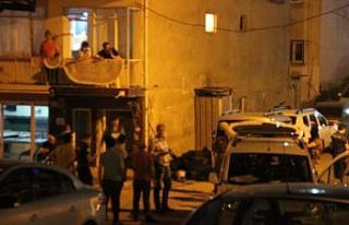 İzmir’de hareketli saatler: İntihar etmek isteyen...