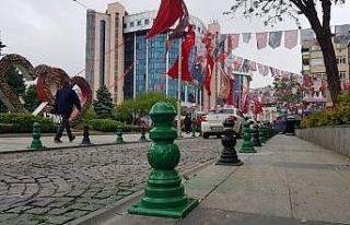 İzmit’te caddeler Kocaelispor’un renklerine büründü