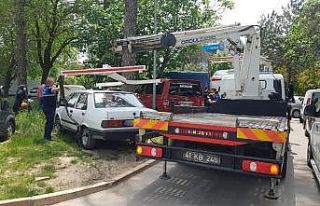 İzmit’te hatalı parklanmaya etmeye geçit verilmiyor