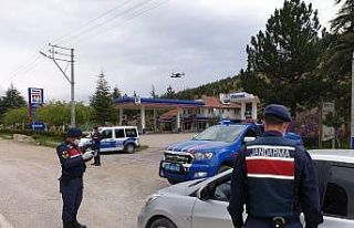 Jandarma trafik ekipleri ve trafik polislerinden "Trafik...