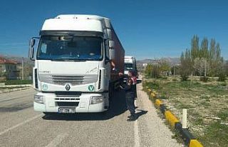 Jandarmadan takograf, yetki belgesi ve tonaj kontrolü