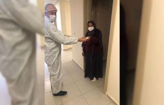 Kadayıfçı Sıtkı Usta karantinadaki vatandaşları...