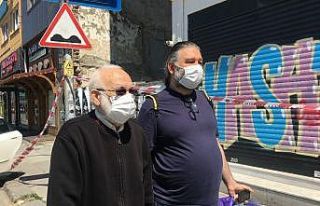 Kadıköy’de günler sonra dışarı çıkan 81...