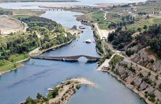 Kahramanmaraş’ın sembolü Taş Köprü’de korona...