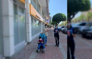 Kaldırımlarda park halindeki araçların camlarına...