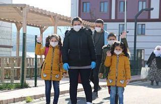 Karantina süreçleri biten vatandaşlar, 14 günlük...