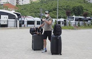 Karantina süreleri tamamlanan 157 kişi memleketlerine...