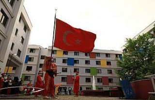 Karantinadaki vatandaşlara mehteran sürprizi