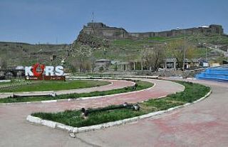 Kars’ta Bisiklet Parkuru yıkılıyor