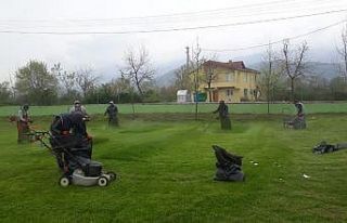 Kartepe’de parkların bakımı yapılıyor