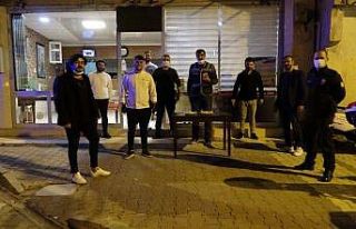 Kavga ihbarına giden polislere iftar yemeği sürprizi