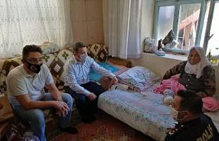 Kaymakam Çimşit Korkuteli’nin en yaşı annelerini...