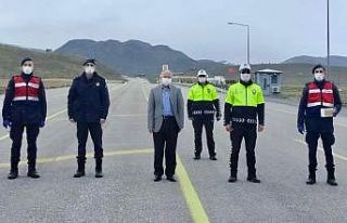 Kaymakam Duru, "Güzel günler için evde kalmaya...