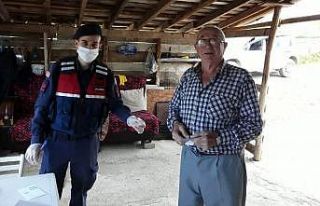 Kaymakam Zaman: “Yeter ki sizler evinizde kalın,...