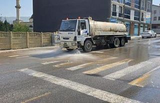 Kaynaşlı’da sokaklar her gün yıkanıyor