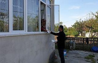 Kaynaşlı’da ücretsiz maske dağıtımı sürüyor