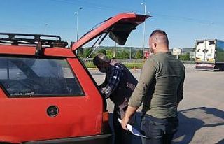 Kısıtlama zamanı otomobil çaldı, yakalandı ağır...