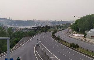 Kısıtlamanın ilk sabahında yollar boş kaldı