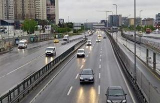 Kısıtlamanın sonrasında sabah İstanbul’da hareketlilik...