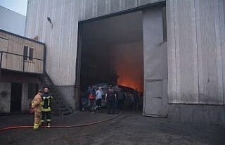 Kocaeli’de fabrika yangını