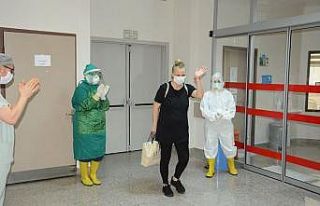 Kök hücre tedavisiyle Covid-19’u yenen hemşire...