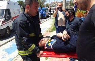 Kontrolden çıkan otomobil markete girdi, ortalık...