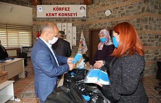 Körfez’de gönüllü eller 50 bin maske üretti