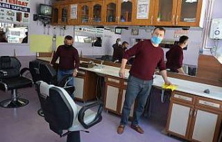 Korkuteli’nde berber ve kuaförlerde yeni dönem...