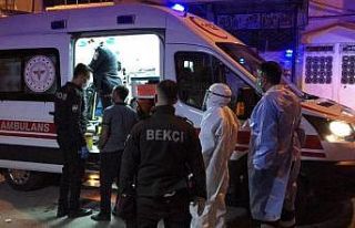 Korona şüphelisi evinden çıktı, polis yakalayıp...