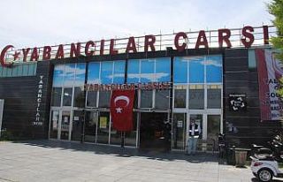 Koronadan kapanan Yabancılar Çarşısı tekrar açıldı