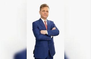 Koronavirüs döneminde bilgisayarda fazla vakit geçirenler...