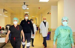 Koronavirüsü yenenlere immün plazma bağışında...