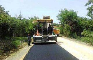 Köy yollarında BSK kaplama çalışması