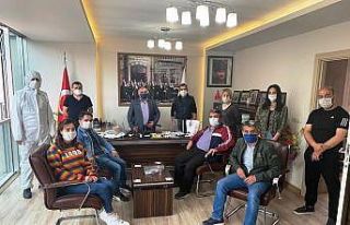 Kuaför ve berberlere ücretsiz maske ve ekipman desteği