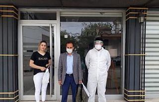 Kuaförler dezenfekte edildi