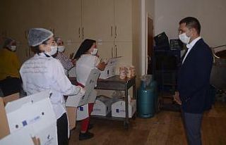 Kuşadası Belediyesi iki ayda 4 bin 866 ailenin yardımına...