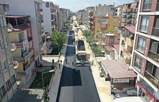 Kuşadası ve Söke’de yol yapım, alt yapı çalışmaları...