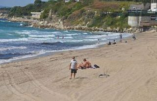 Kuşadası’nda denize giren ve mangal yakanlara...