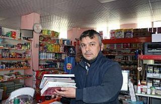 Mahalle mahalle gezip bakkallarda veresiye defterlerini...