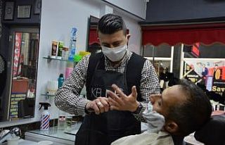 Manisalı berberler ’11 Mayıs’ hazırlıklarını...