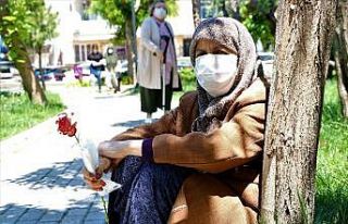 Manisalı muhtardan parkta dolaşan 65 yaş üstü...