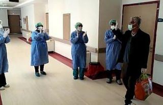 Mardin’de 3 hasta korona virüsünü yenerek alkışlarla...