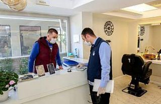 Meram’da berber ve kuaförlere denetim