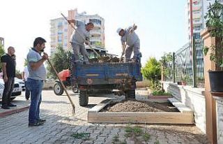 Mersin’de 5 yaşındaki çocuğa kum havuzu sürprizi