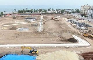 Mersin’de ’Millet Bahçesi’ çalışmaları...