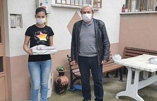 Minik Zeliha’nın çok sevdiği belediye başkanınla...