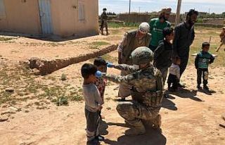 MSB: "Kahraman Mehmetçik, çocukların yüzünü...