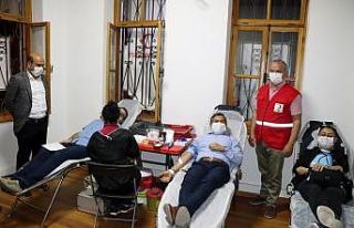 Muğla Eğitim Bir’sen şubesi kan verdi